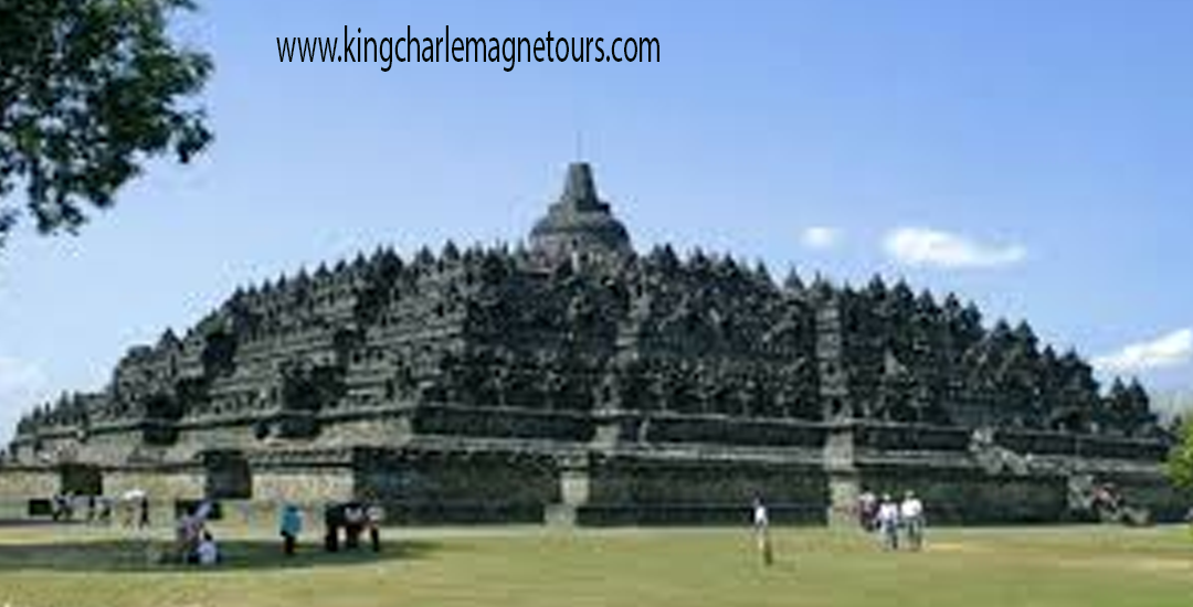 Candi Borobudur Keajaiban Arsitektur